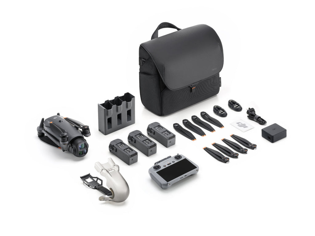 DJI Mavic 4 Pro Fly More Combo (DJI RC 2) DJI